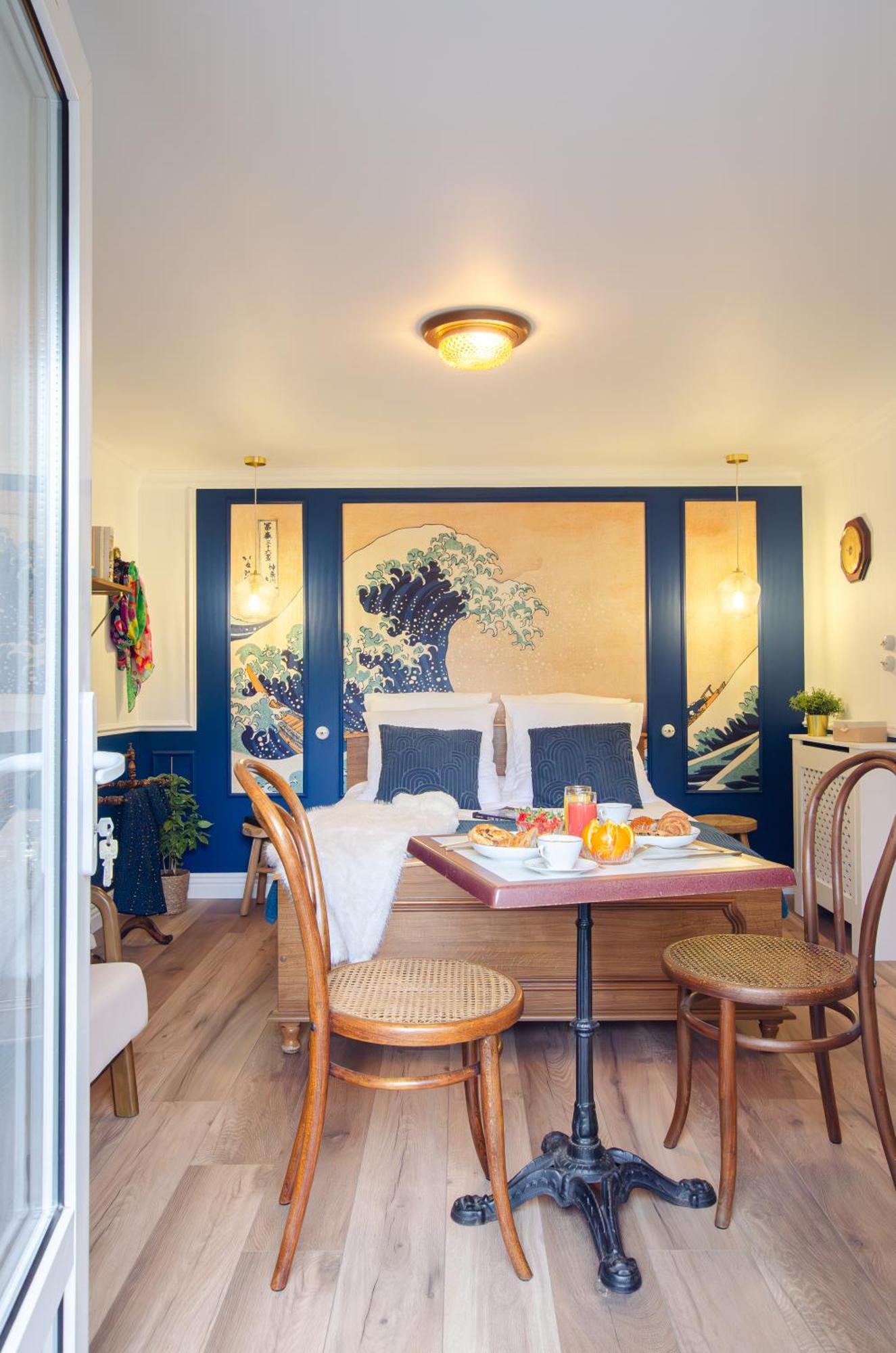 Apartment The Great Wave, Avec Terrasse Et Stationnement